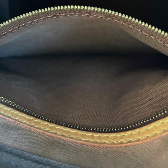 LOUIS VUITTON Speedy Bandoulière 30 Monogram - Picture 15 of 16